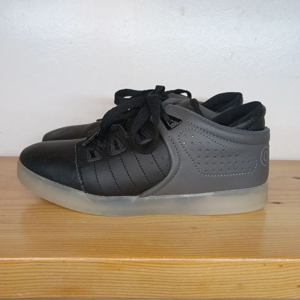 Osiris D3V Men's Leather Light Up Skate Shoes Size 6 Black Grey